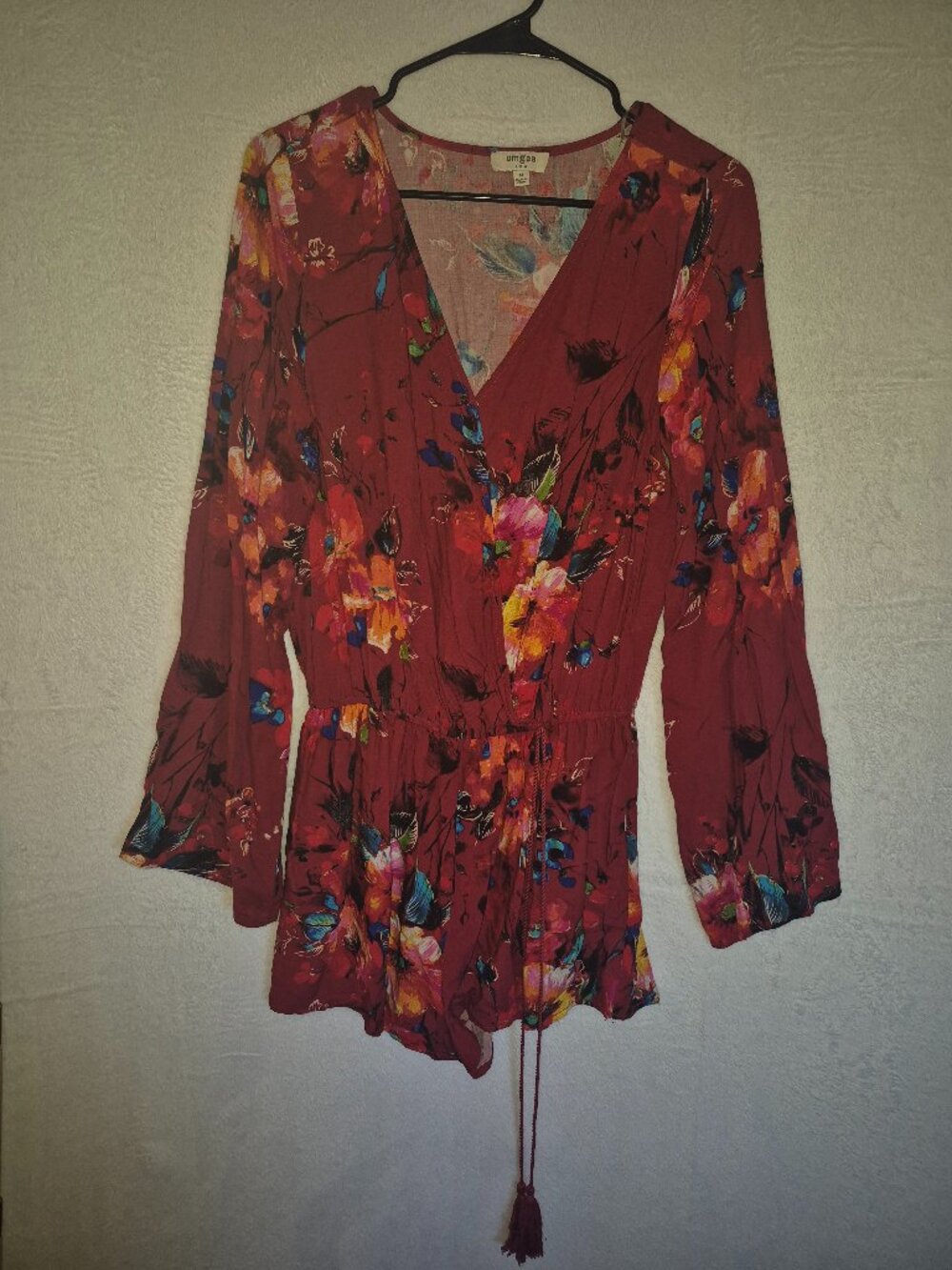 Umgee USA Red Boho Floral Long Sleeve Romper Tassels M